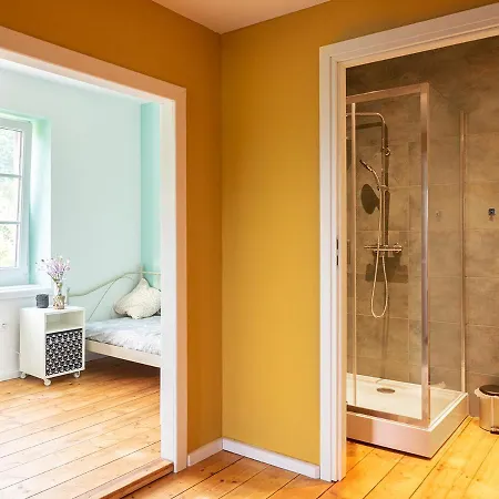 Modrasowka, Swierkowe Przysiolki W Gorach Sowich *