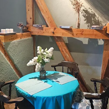 Modrasowka, Swierkowe Przysiolki W Gorach Sowich